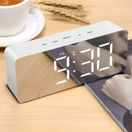Digital Alarm Clock, LED Display Clock Best Makeup Bedroom Mirror Travel Alarm Office Bedroom Clock, Alarm Clock with Snooze, Dimmer Control, Support Battery Powered